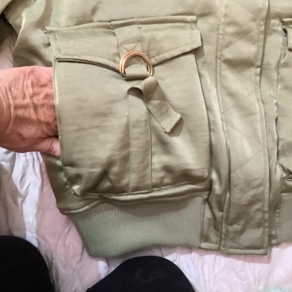 NWT House of Harlow 1960 bomber jacket olive/army green - Picture 7 of 14